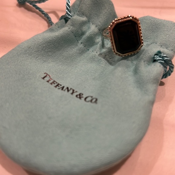 Authentic Tiffany & Co.Onyx Ring Ziegfeld, Sz 5 - Picture 5 of 10